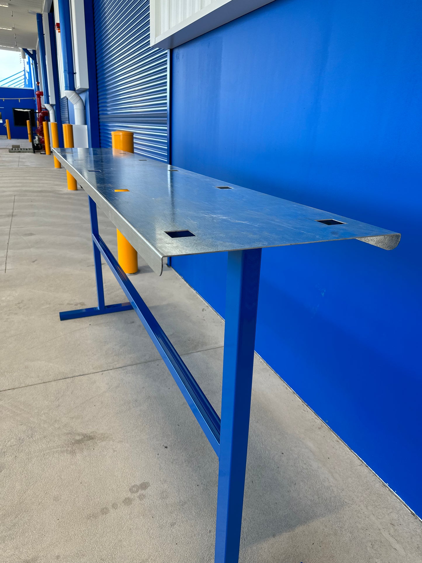 Customizable Benches - Industrial or Commercial Fitout